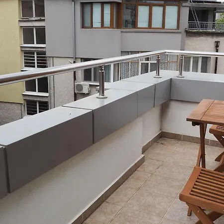 Asparuh Apartment